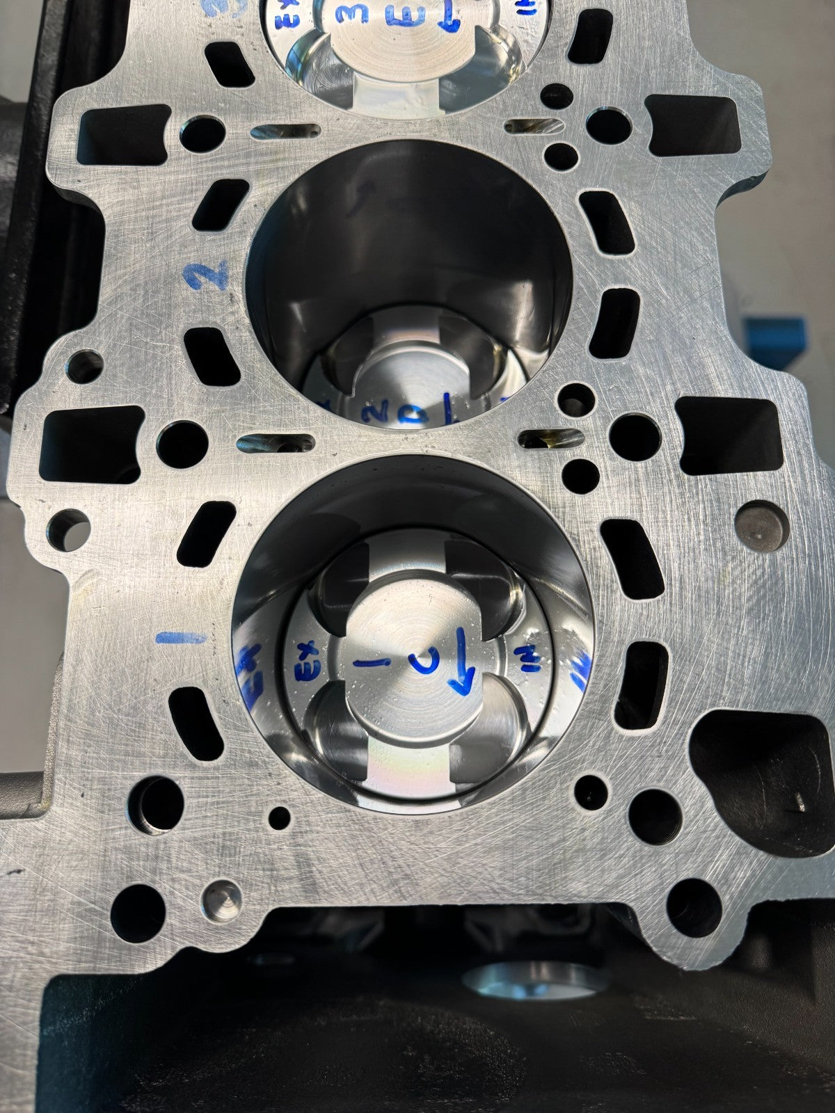 Block deck and pistons, close-up