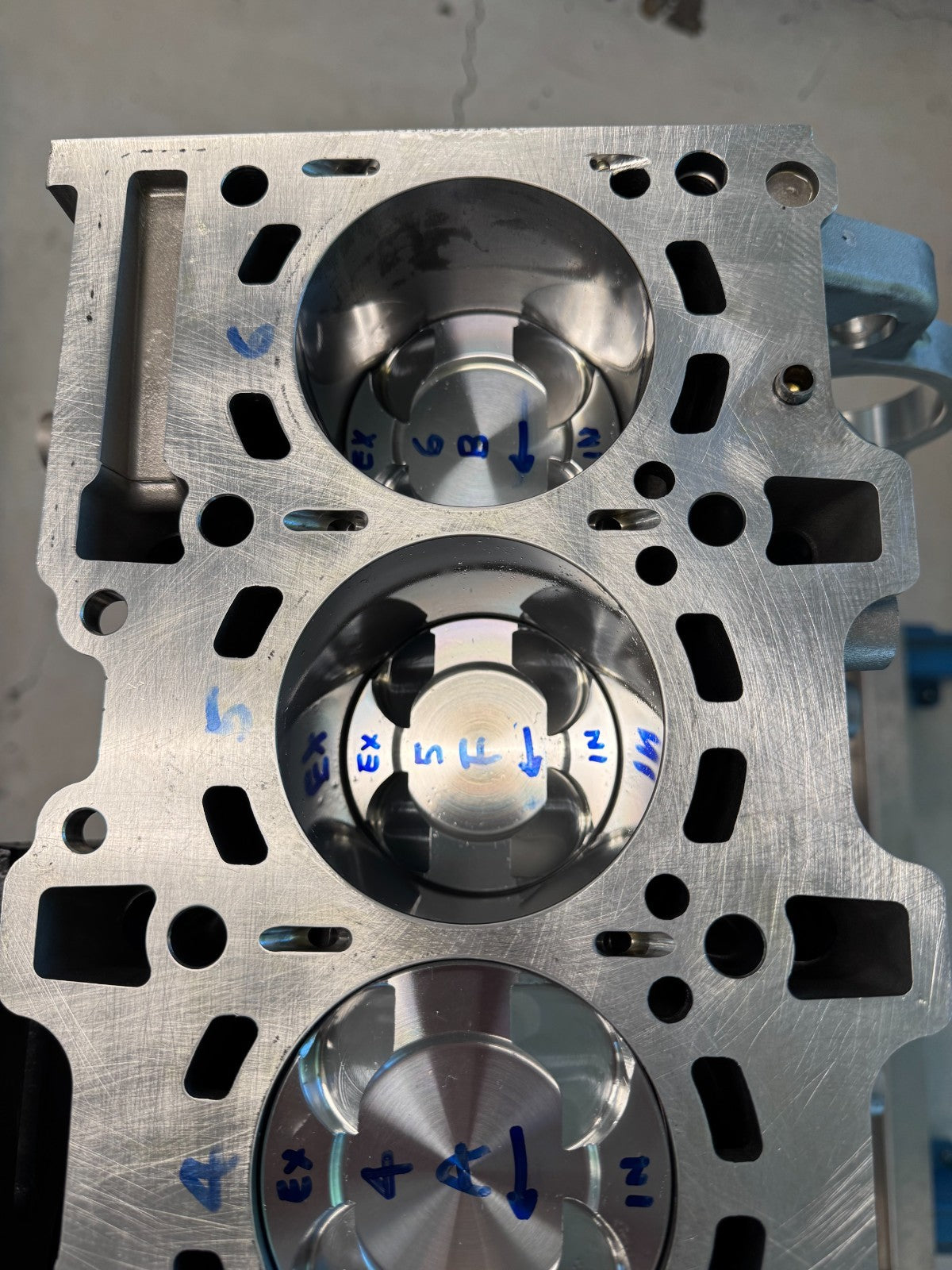 Block deck and pistons, close-up